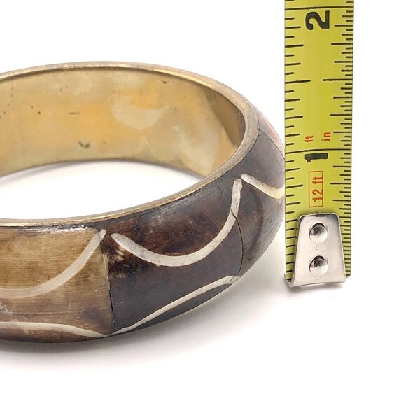 Set of 2 Vintage Hand-Carved Wood Bangles with Brass Interiors – 1" Wide - Picture 8 of 16